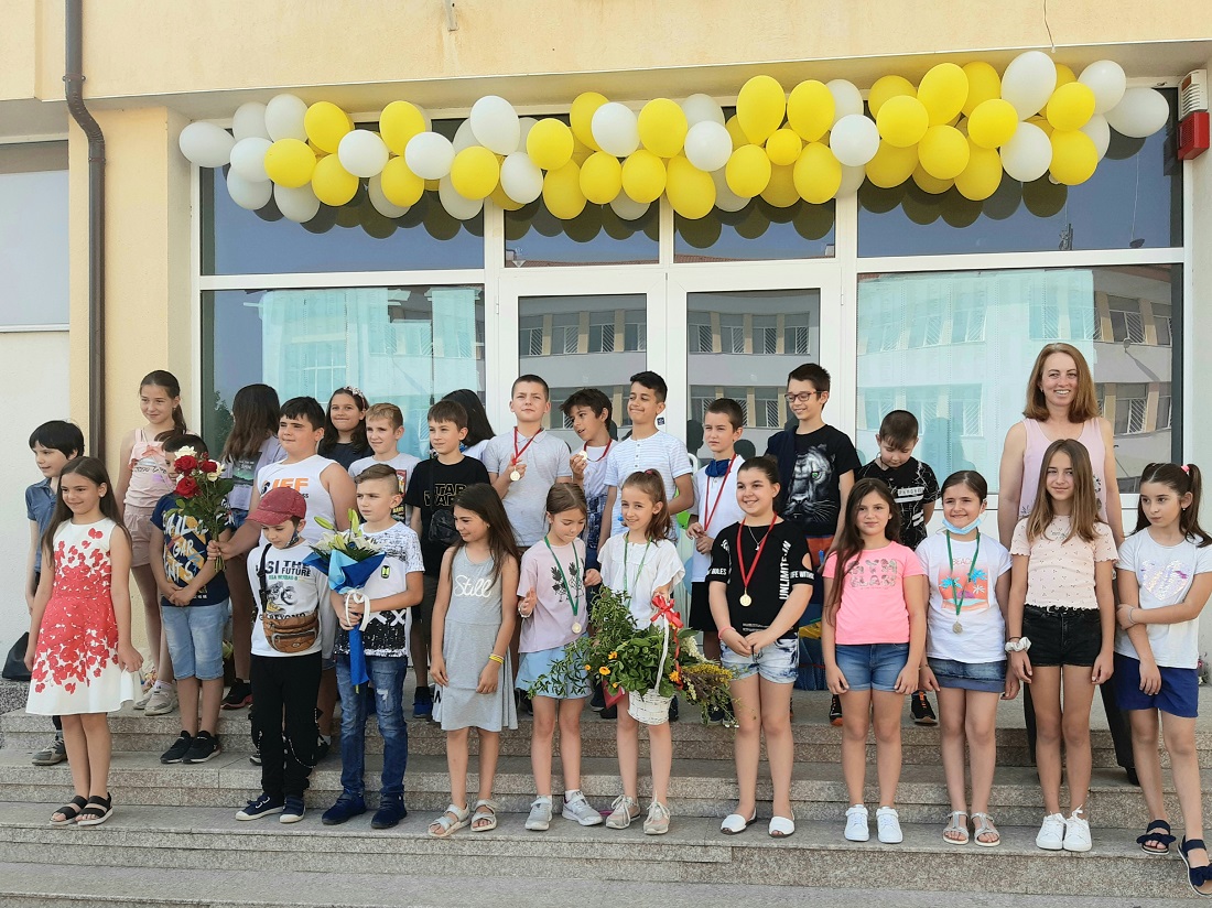 Вълнуващо завършване на III клас 