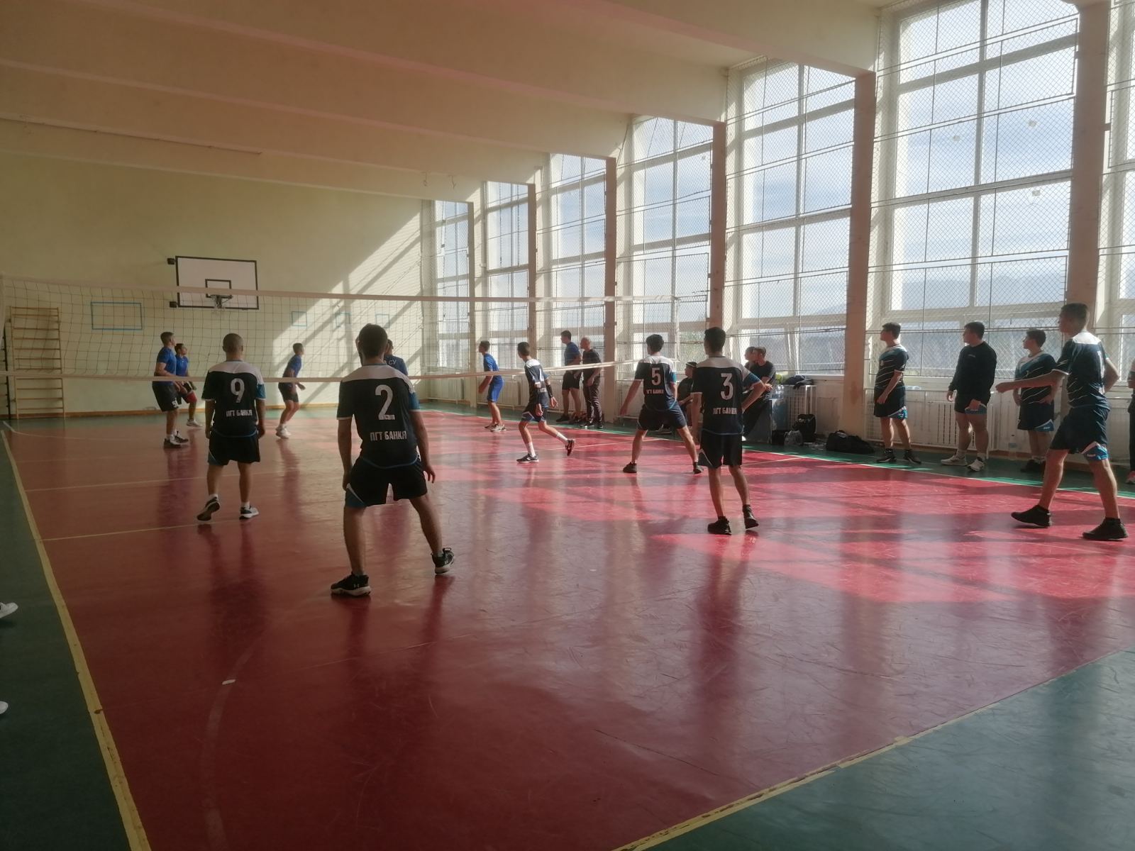 ФУТБОЛ и ВОЛЕЙБОЛ