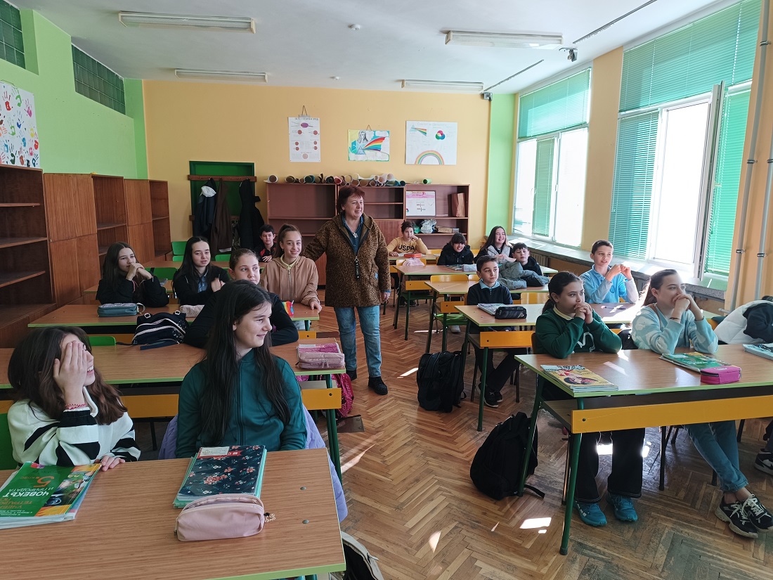 Патронен празник на 78. СУ “Христо Смирненски“ в кабинета по физика